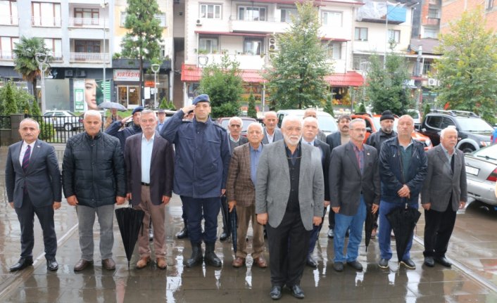 Of ilçesinde Muhtarlar Günü dolayısıyla tören düzenlendi