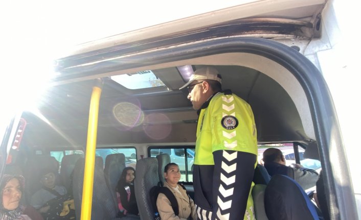 Samsun'da okul servis araçları denetlendi