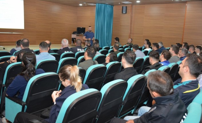 Trabzon Üniversitesi turizm konusunda polislere eğitim verdi