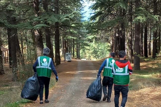 Almus'ta “Temiz Tokat Projesi“ kapsamında mesire alanları ve mezarlıklar temizlendi