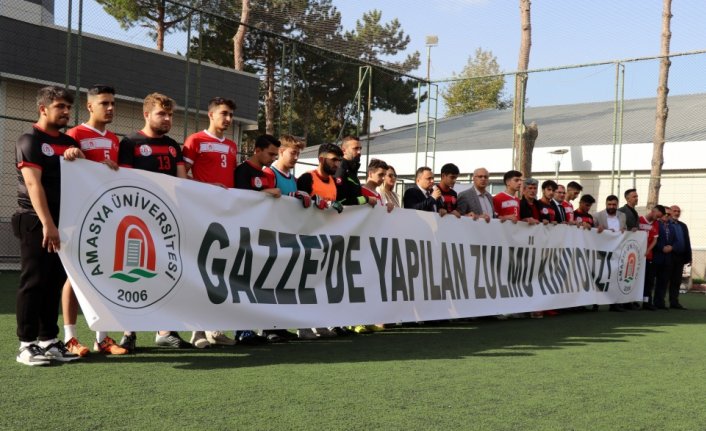 Amasya'da futbol turnuvasında İsrail’in Gazze saldırılarına pankartlı tepki