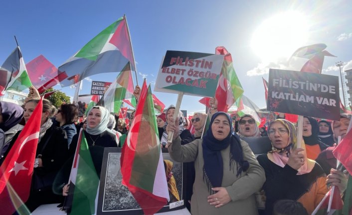 Çorum'da anneler İsrail'in Gazze'ye saldırılarını protesto etti