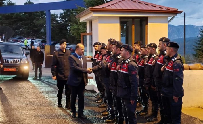 Kastamonu Valisi Meftun Dallı Küre ilçesini ziyaret etti