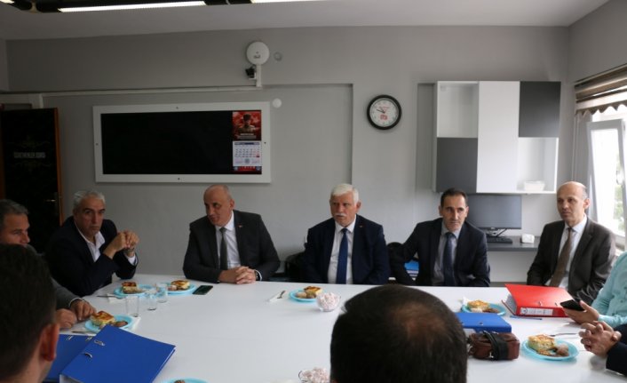 Trabzon'daki mesleki eğitim merkezlerinin yöneticileri bir araya geldi