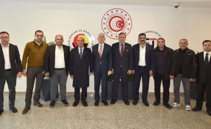 TTSO Başkanı Çelebi'den Sarp Gümrük Kapısı'ndaki yoğunluğa çözüm önerisi: