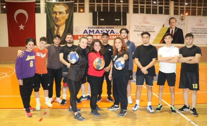 Amasya'da sporsever 3 kadının kurduğu hentbol takımı 2. Lig'de mücadele ediyor
