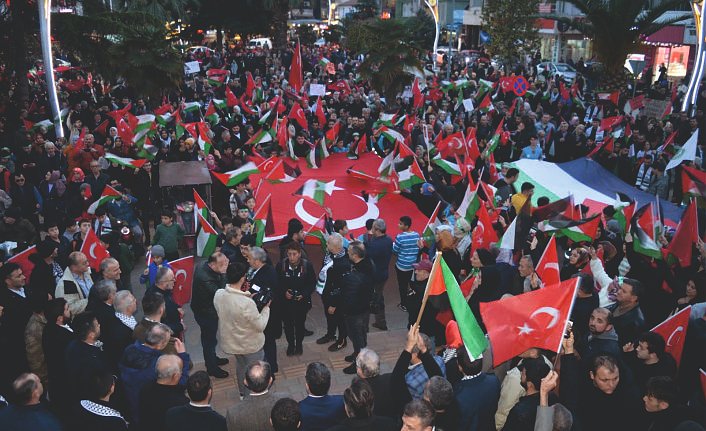 BAFRA FİLİSTİN İÇİN TEK YÜREK OLDU