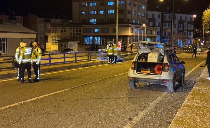 Bayburt'ta trafik kazasında bir kişi öldü, bir kişi yaralandı