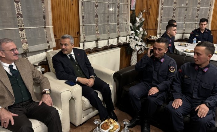 İçişleri Bakan Yardımcısı Münir Karaloğlu, Rize'de konuştu: