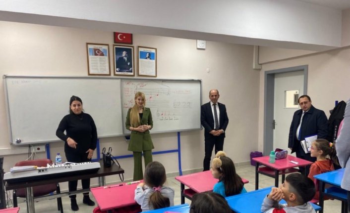 Seben Kaymakamı Orhan, İlçe Halk Eğitim Merkezini ziyaret etti