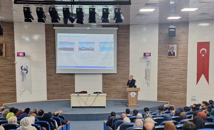Tokat Gaziosmanpaşa Üniversitesinde afet bilgilendirme eğitimi düzenlendi