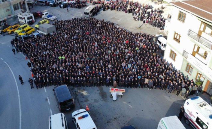 Üniversite öğrencisinin cenazesi memleketi Gümüşhane'de toprağa verildi