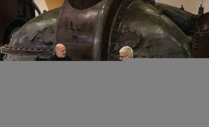 İstanbul Bilgi Üniversitesi moda tasarımcısı Hussein Chalayan'ı ağırladı