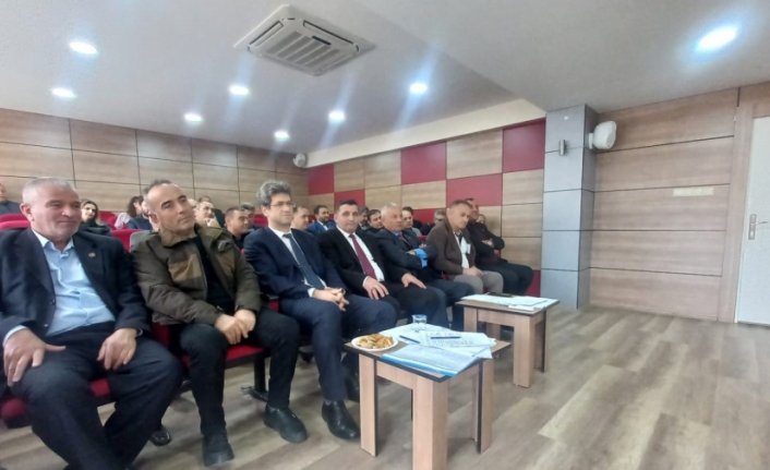 19 Mayıs ilçesinde muhtarlara “sıfır atık“ anlatıldı