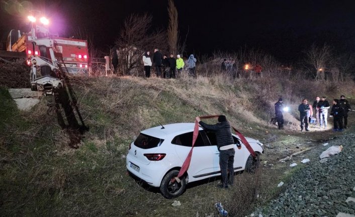 Amasya'da “dur“ ihtarına uymayan araçta uyuşturucu bulundu