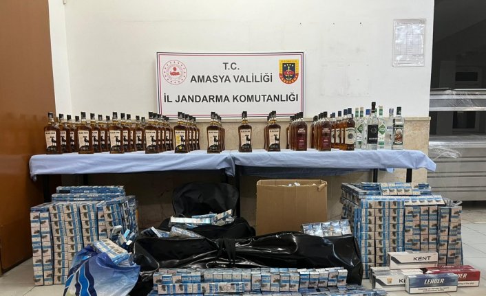 Amasya'da gümrük kaçağı sigara ile alkol ele geçirildi