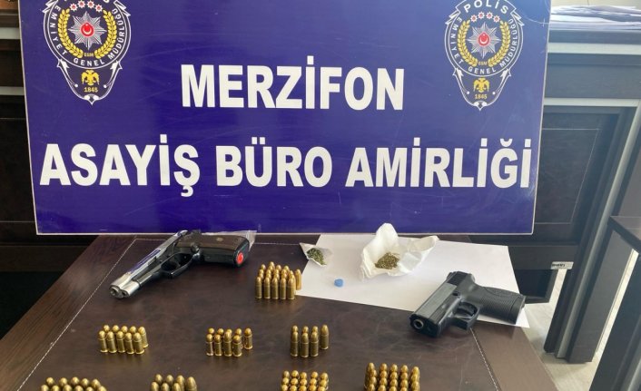 Amasya’da sahte içki ve silah operasyonunda 4 kişi yakalandı