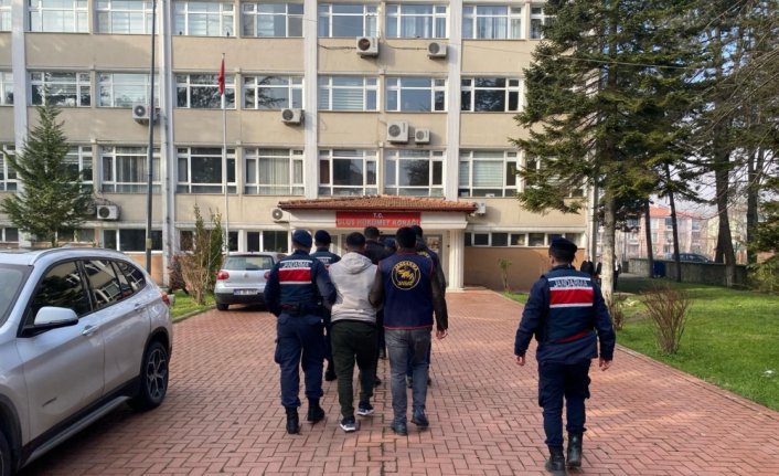 Bartın'da kablo hırsızlığı iddiasıyla yakalanan 2 şüpheli tutuklandı