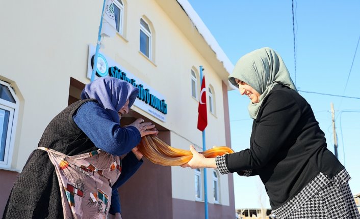 Bayburt'ta asırlık “Tel helvası“ geleneği yaşatılıyor