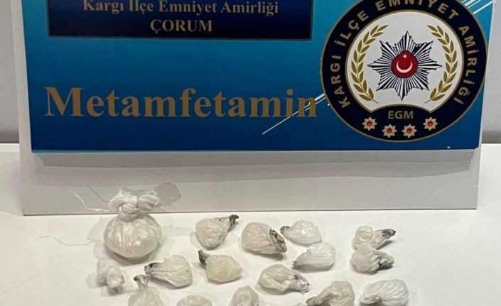 Çorum'da uyuşturucu ticareti yapan 3 kişi tutuklandı