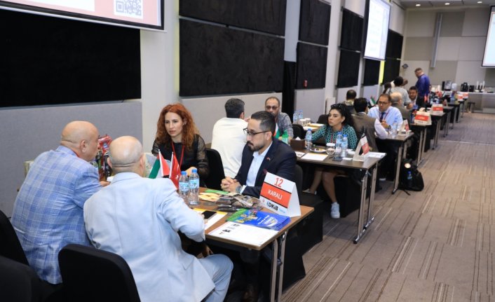 Doğu Karadeniz'deki gıda ihracatçıları Dubai'de temaslarda bulundu