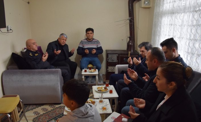 Espiye'de kalan depremzedeler ziyaret edildi