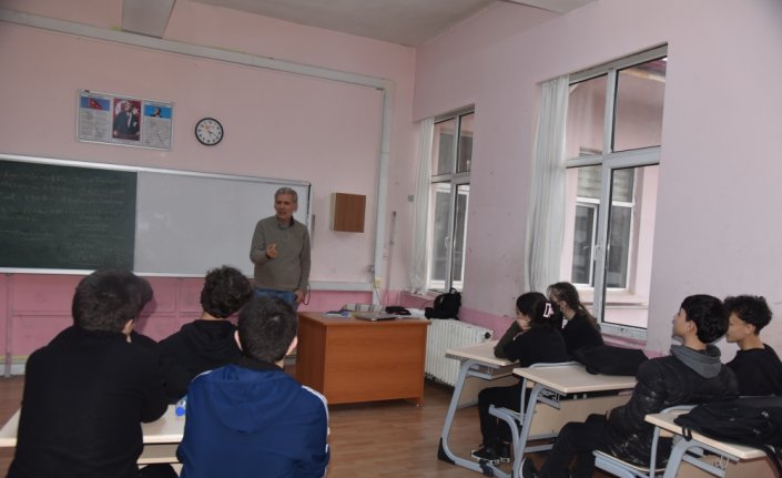 Görele'de öğrencilere kısa film yapımı kursu veriliyor