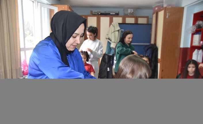 Görele'de öğrencilere saç bakım hizmeti sunuldu