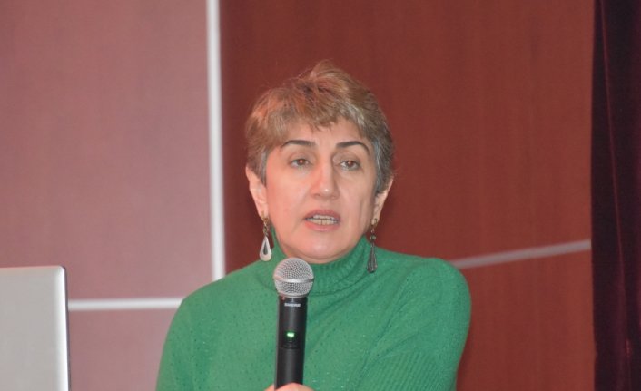 Gümüşhane'de “Etkili İletişim ve Beden Dili“ konulu konferans düzenlendi