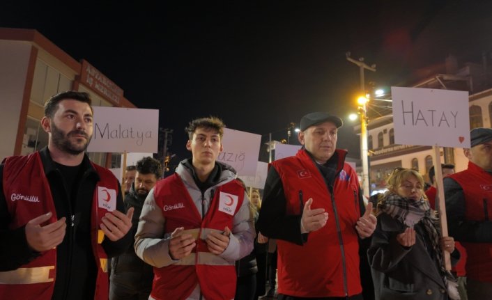 Kahramanmaraş merkezli depremlerde hayatını kaybedenler Mudurnu'da anıldı