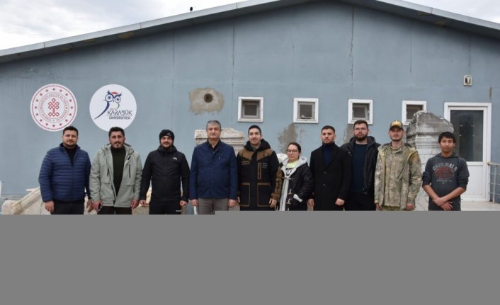 Karabük Valisi Yavuz, ziyaretlerde bulundu