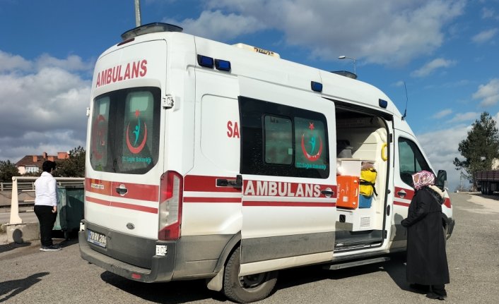 Karabük'te iki otomobilin çarpıştığı kazada 1 kişi yaralandı