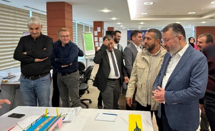Karabük'te “Takım Çalışması ve İnovatif Liderlik Eğitimi“ programı düzenlendi