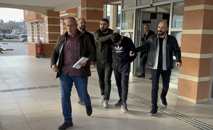 Kastamonu'da 1 kişiyi öldürüp, 3 kişiyi yaralayan zanlı tutuklandı