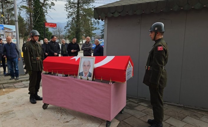 Kıbrıs gazisi Ayhan Kaymak, Düzce'de son yolculuğuna uğurlandı