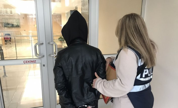 Samsun'da evden hırsızlık yaptıkları iddiasıyla 2 zanlı tutuklandı