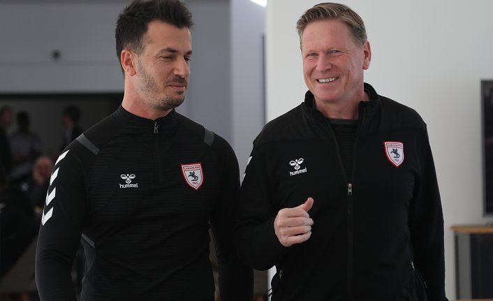 Samsunspor Teknik Direktörü Gisdol'dan “küme düşme“ uyarısı