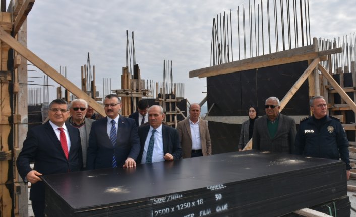 Sinop Valisi Özarslan, Boyabat’ta iş insanlarıyla bir araya geldi