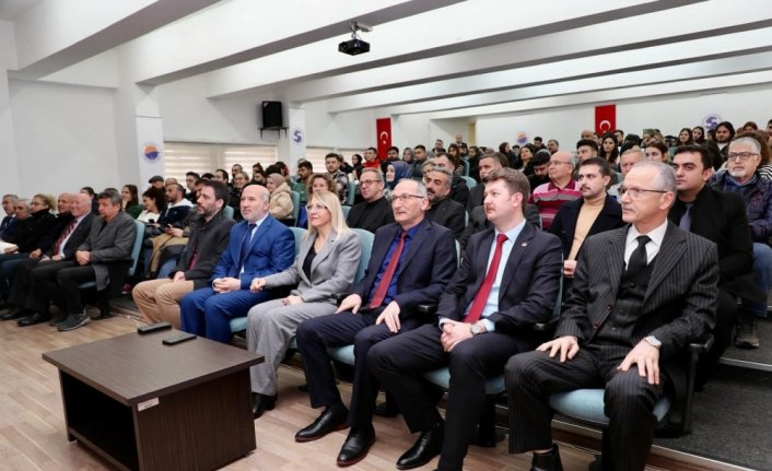 Sinop'ta “Bağımlı Olma, Özgür Ol“ konferansı düzenlendi