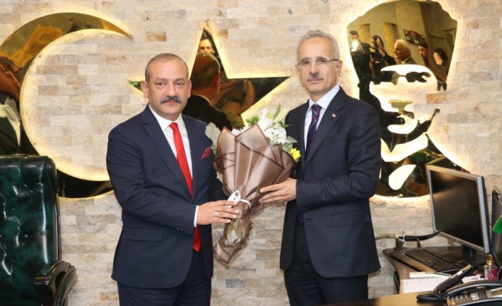 Ulaştırma ve Altyapı Bakanı Uraloğlu, Trabzon'da konuştu: