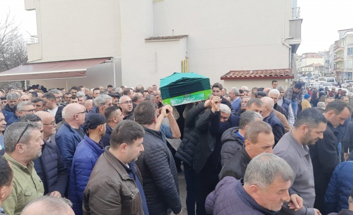 Vezirköprü'de, vefat eden oda başkanı Erdem'in cenazesi defnedildi