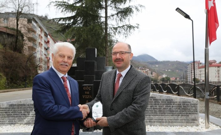 Yağlıdere'den ABD'ye göçün başlangıcını anlatan atının açılışı yapıldı