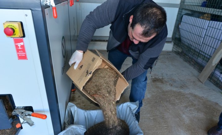 Zonguldak Bülent Ecevit Üniversitesinde yemek artıkları komposta dönüştürülüyor