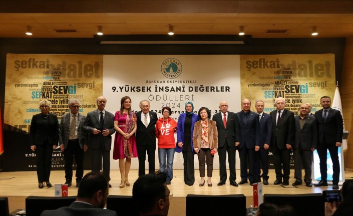 9'uncu Yüksek İnsani Değerler Ödülleri sahiplerini buldu