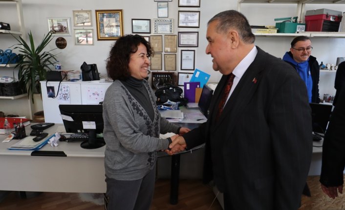 Bartın Belediye Başkanı Fırıncıoğlu, esnafı ziyaret etti