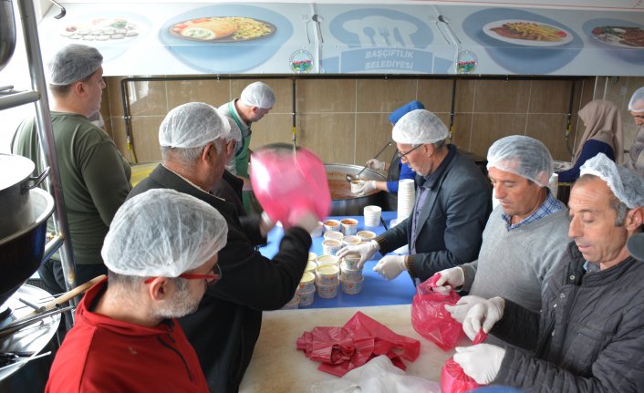 Başçiftlik Belediyesi her gün 500 aileye iftarlık dağıtıyor