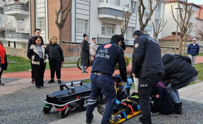 Çorum'da çıkan bıçaklı kavgada 17 yaşındaki genç yaralandı