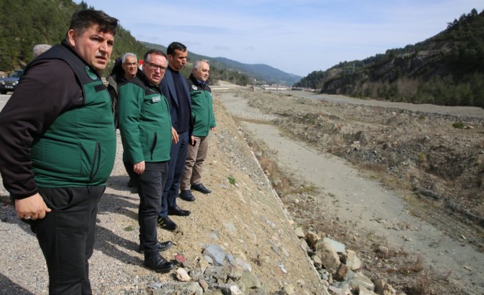 DSİ 7. Bölge Müdürü Çelik, Dikmen'deki yatırımları inceledi