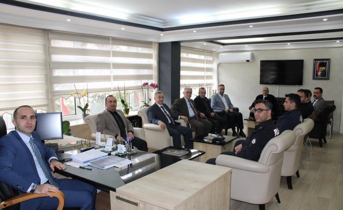 İskilip Kaymakamı Polat, belediye başkan adayları ile görüştü