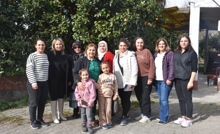 Kadın muhtar adayı azalarını da kadınlardan seçti